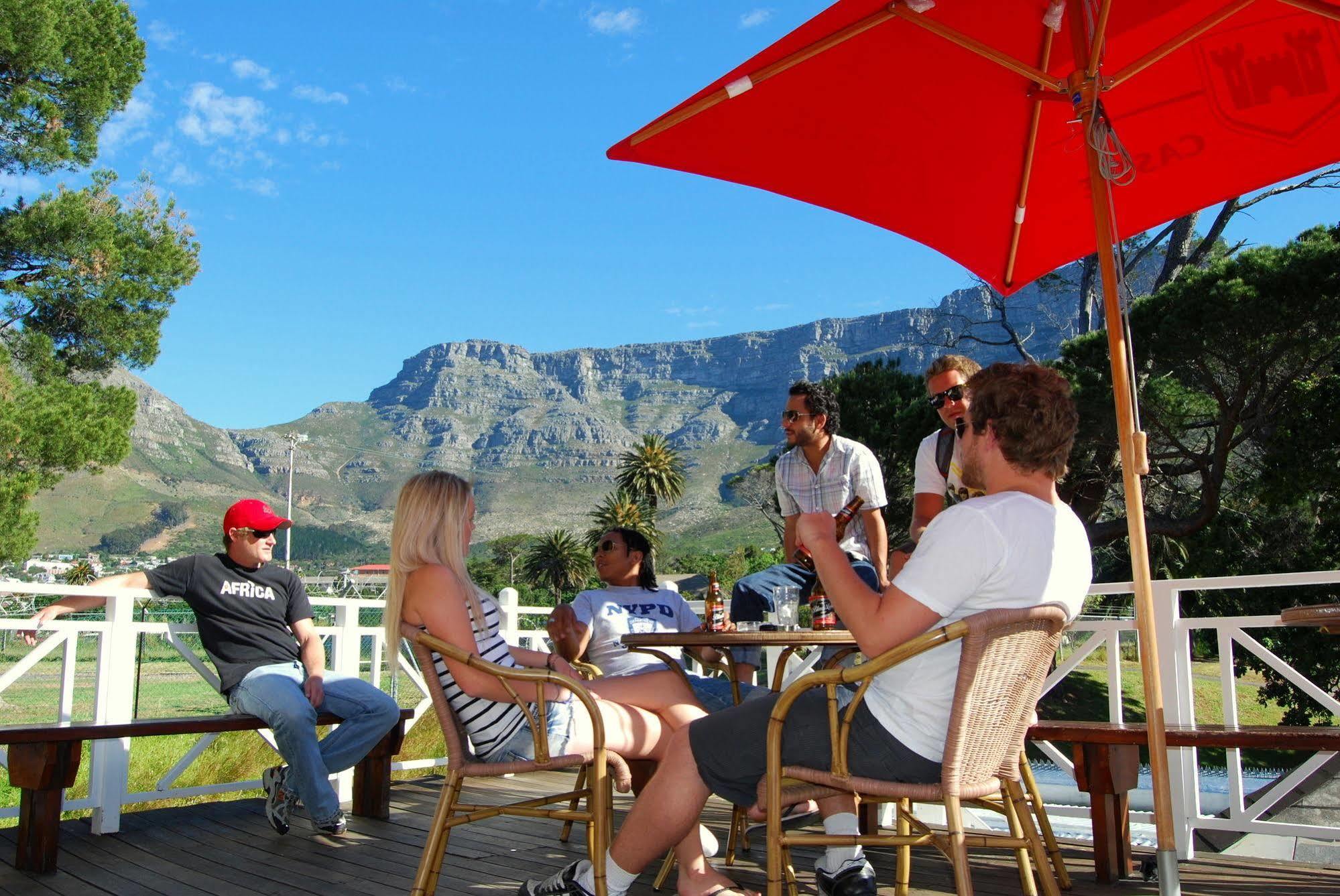 Ashanti Lodge Backpackers Cape Town Bagian luar foto